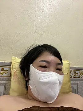 Hachi Sweetbabie  online show from November 2025 11:45:01 AM