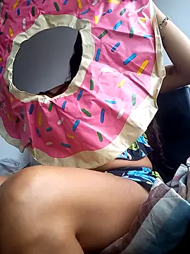 Snapshot of samy_dance chatting on February 2025 12:17:01 PM samy dance online show from February 2025 12:17:01 PM