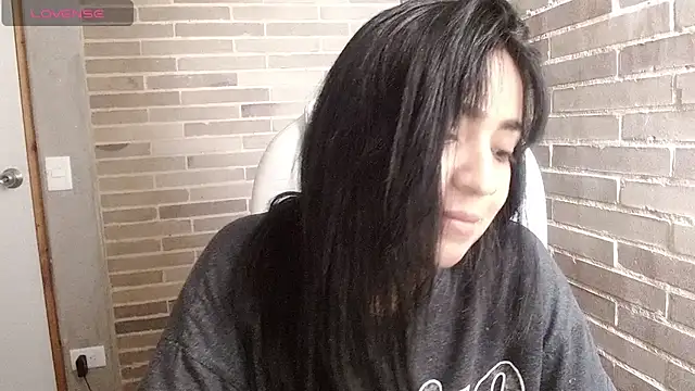 helenacyruss online show from February 2026 07:10:02 PM