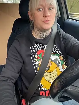 poussichienne online show from February 2026 11:19:02 AM