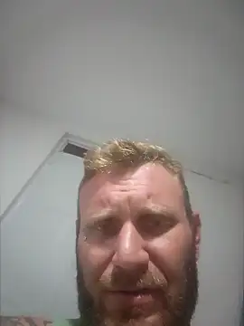 Hunnyhunty420 online show from April 2026 12:08:02 PM