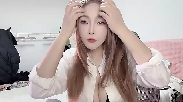 Snapshot of XinBaoa_156 chatting on March 2025 11:50:01 AM XinBaoa 156 online show from March 2025 11:50:01 AM