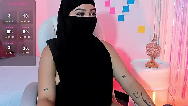 Haanna   online show from February 2025 06:11:01 PM