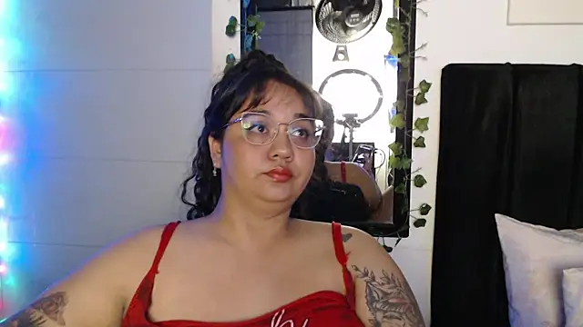 Snapshot of Alezapark chatting on June 2026 10:15:01 AM Alezapark online show from June 2026 10:15:01 AM
