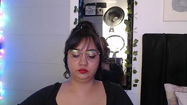 Snapshot of Alezapark chatting on July 2026 12:31:02 PM Alezapark online show from July 2026 12:31:02 PM