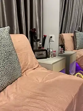 Almiraa68 online show from December 2024 04:14:02 PM