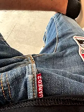 Lukas strong online show from December 2025 04:57:02 PM