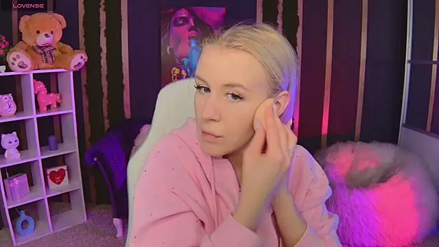 Selenatrend online show from February 2026 12:05:02 PM