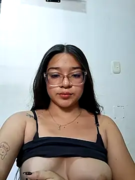 Snapshot of -VICKKY chatting on July 2026 07:49:02 PM -VICKKY online show from July 2026 07:49:02 PM