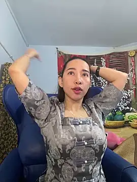 Snapshot of Cherry_6969 chatting on January 2025 01:22:01 AM Cherry 6969 online show from January 2025 01:22:01 AM
