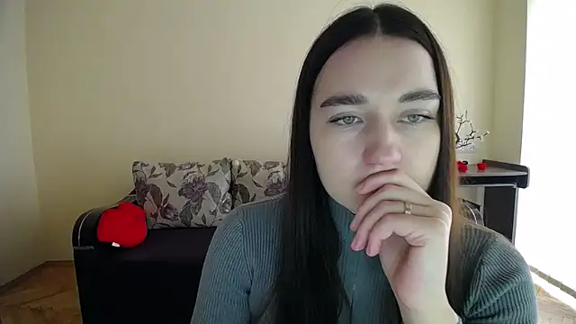 Pretty shy online show from October 2025 08:35:01 AM