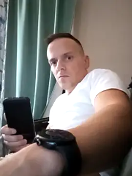 Rollinhard6969 online show from March 2026 01:00:01 PM