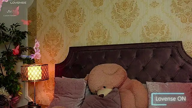 JaneDevine online show from January 2025 12:58:01 PM