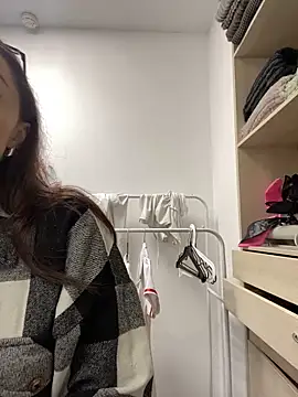 AnaWest online show from October 2025 06:23:02 AM