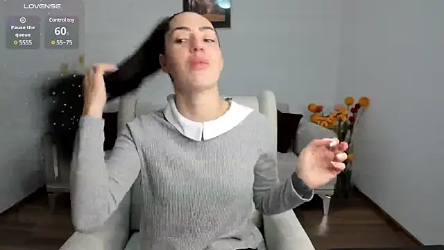 Snapshot of Emmapmg chatting on February 2025 10:14:02 AM Emmapmg online show from February 2025 10:14:02 AM