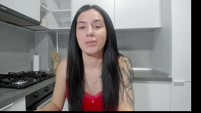 Emmapmg online show from February 2026 11:00:01 PM