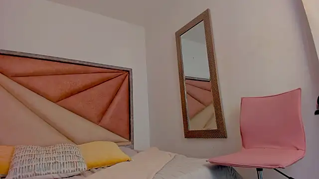 BonnieCute  online show from February 2026 11:50:02 PM