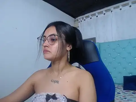 antonella sweetlittle online show from October 2025 12:39:02 PM