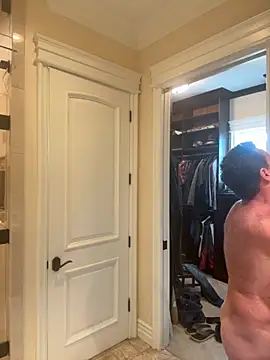 sluttydylan online show from December 2025 05:43:02 PM