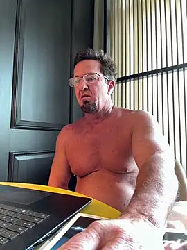 sluttydylan online show from January 2026 07:28:01 PM