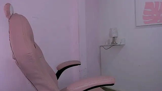 Evelin shy online show from March 2026 02:50:02 AM