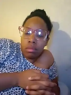 madamsensuale online show from January 2025 02:01:01 AM