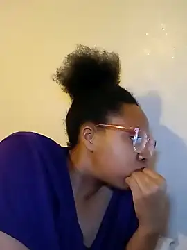 madamsensuale online show from February 2025 05:05:01 AM