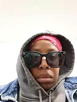 madamsensuale online show from November 2025 09:59:02 PM