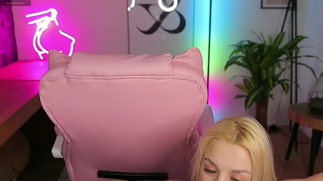 Crystal Barbie online show from March 2025 01:52:02 AM