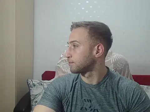 PrinceEagle online show from February 2026 08:18:01 PM