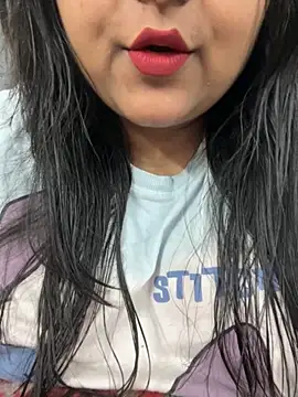 smile pretty online show from February 2026 02:00:02 PM