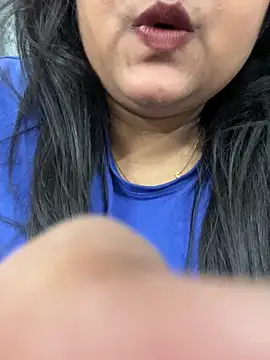 smile pretty online show from February 2026 10:08:02 PM