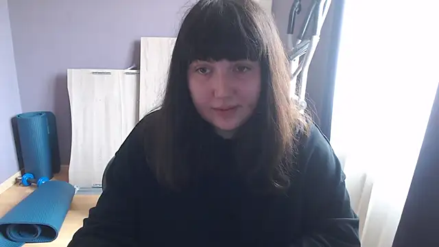 Snapshot of Lynylou chatting on September 2025 12:49:02 PM Lynylou online show from September 2025 12:49:02 PM