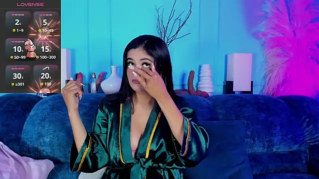 Elizabeth VonSweet online show from November 2025 08:18:02 PM