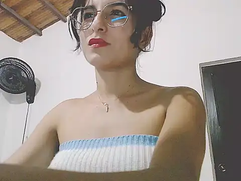 tifany19  online show from November 2025 12:24:02 AM