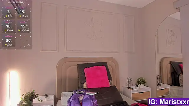 Maristxxr online show from October 2025 07:47:02 PM