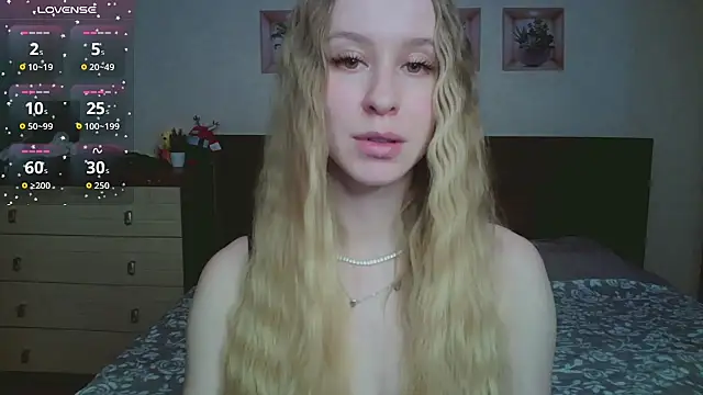 Lily  Devil online show from February 2026 03:06:01 PM