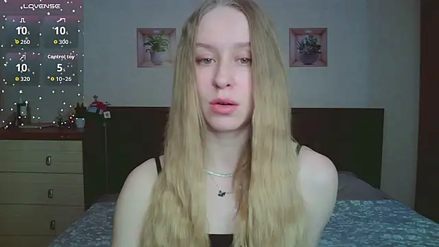 Lily  Devil online show from February 2026 01:23:02 PM