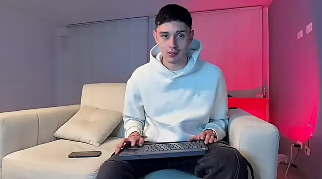 Snapshot of bastia_noooo chatting on December 2024 06:09:01 AM bastia noooo online show from December 2024 06:09:01 AM