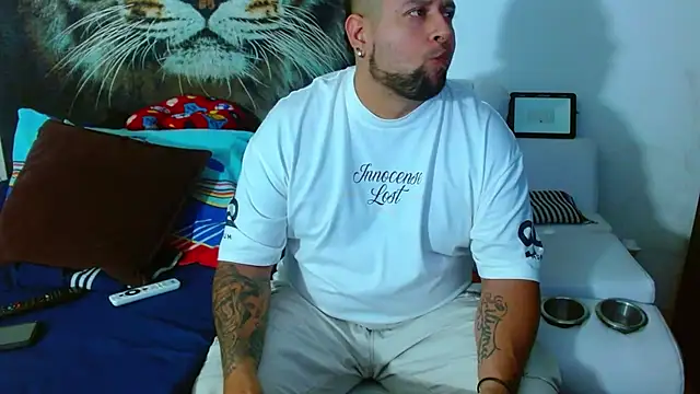 Snapshot of Michaell_Myerss_ chatting on October 2025 11:55:01 AM Michaell Myerss online show from October 2025 11:55:01 AM