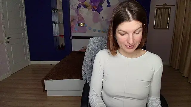 Snapshot of EmilyWalkeri chatting on December 2024 08:50:01 PM EmilyWalkeri online show from December 2024 08:50:01 PM