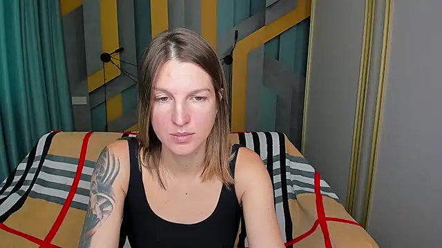 Snapshot of EmilyWalkeri chatting on October 2025 07:58:02 AM EmilyWalkeri online show from October 2025 07:58:02 AM
