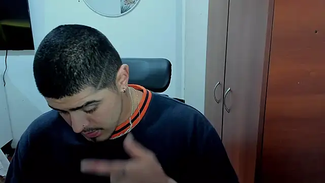 Baltazar Dupont online show from October 2025 03:08:01 AM