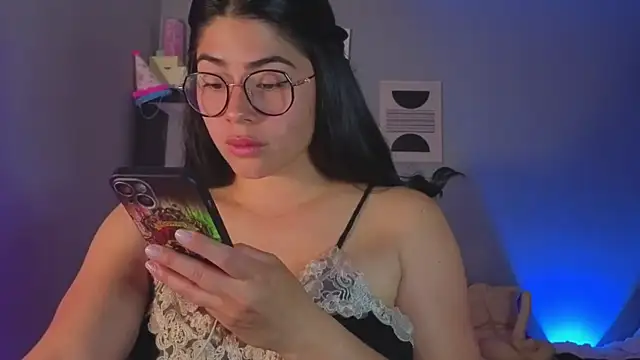 LoaLuxury online show from March 2026 06:57:01 PM