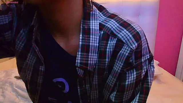 yourcuteneighbourr online show from February 2025 03:10:02 AM