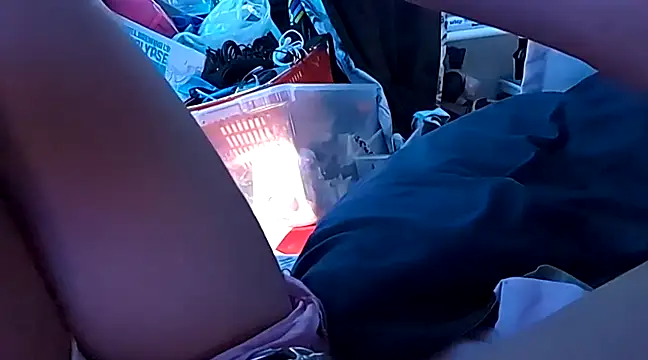 gurlnips online show from March 2025 02:51:02 PM