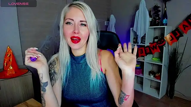 Snapshot of Mermaid_N chatting on October 2025 01:42:02 AM Mermaid N online show from October 2025 01:42:02 AM