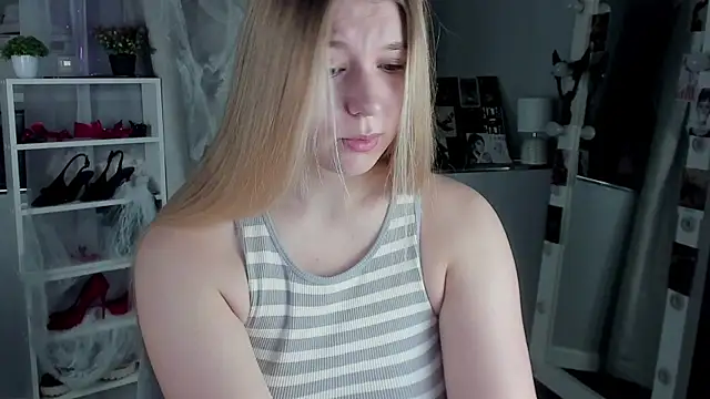 Rebecca Kelly online show from October 2025 01:57:01 AM