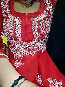 Snapshot of Cute_Suhani chatting on December 2024 04:26:01 PM Cute Suhani online show from December 2024 04:26:01 PM