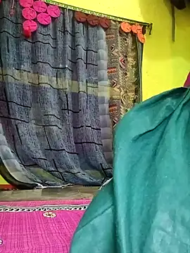 Snapshot of Cute_Suhani chatting on January 2025 05:12:02 PM Cute Suhani online show from January 2025 05:12:02 PM